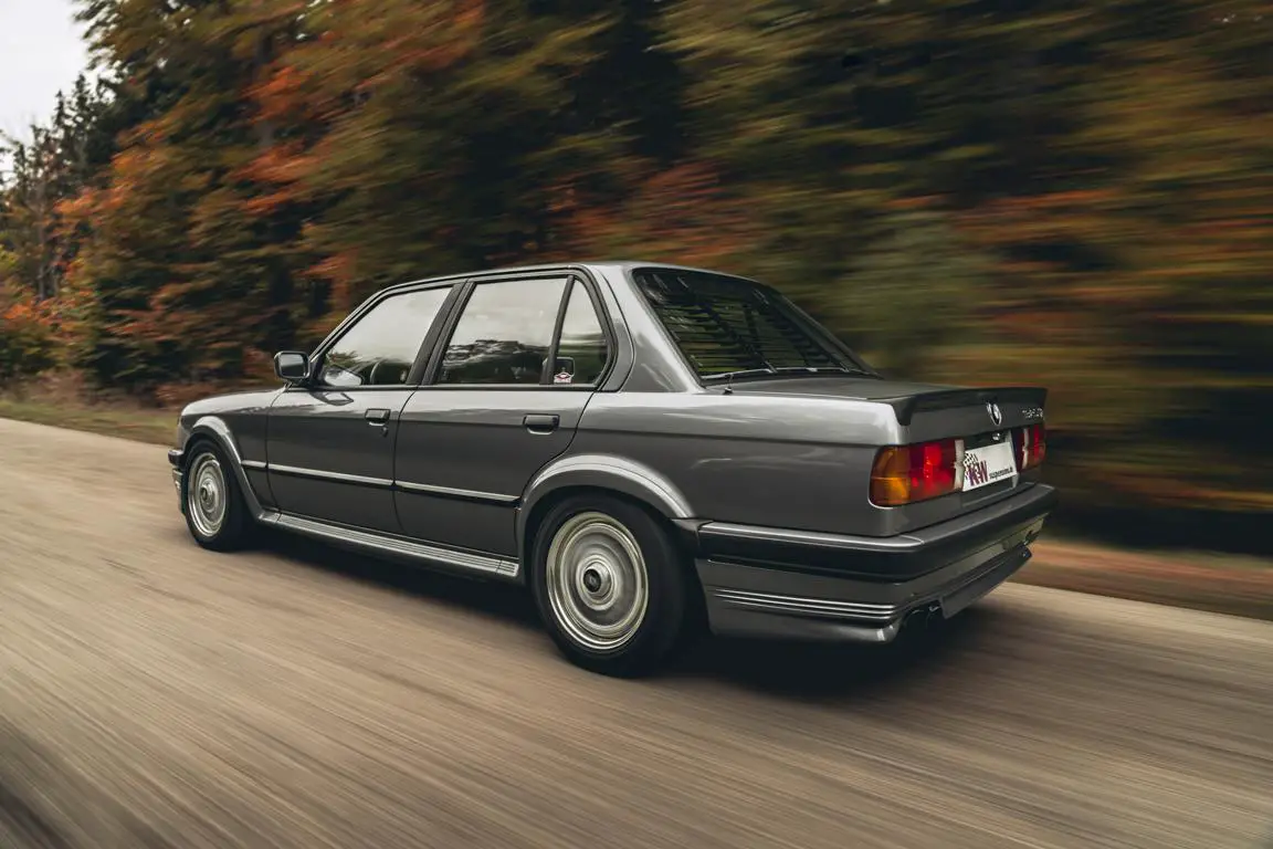 kw v3 klassik fahrwerk für bmw 325i x: runter mit dem ersten bmw allrad-dreier!