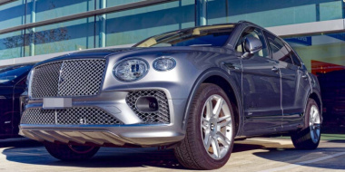Diebe plündern ukrainischen Bentley – sogar Türen weg