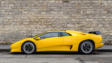 Lamborghini Diablo SV, das Angebot wird durch den leistungsstarken 520-PS-Motor erweitert