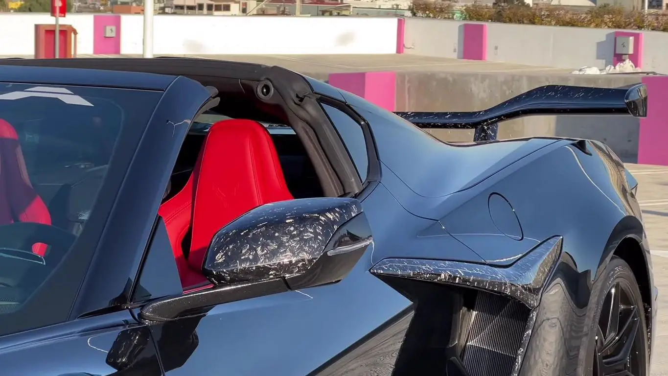 z07-style carbon package von sigala designs für die corvette c8!