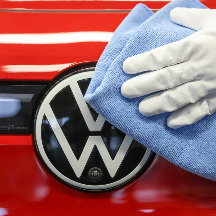 vw baut gigafactory für batterien in kanada