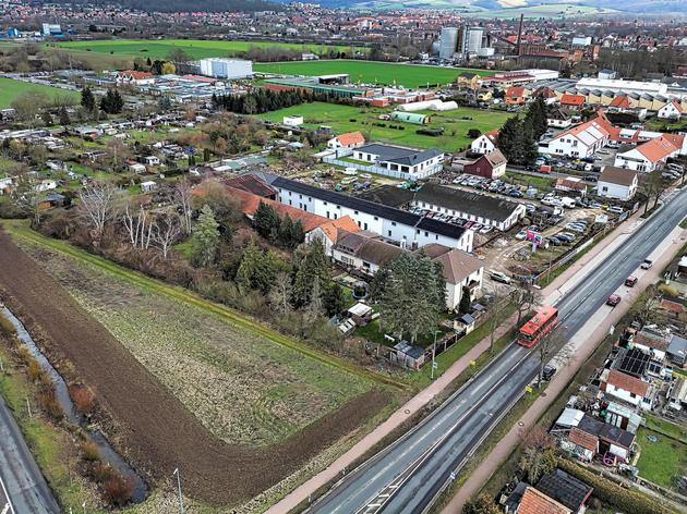 platz für autohaus und wohnhäuser in northeims westen