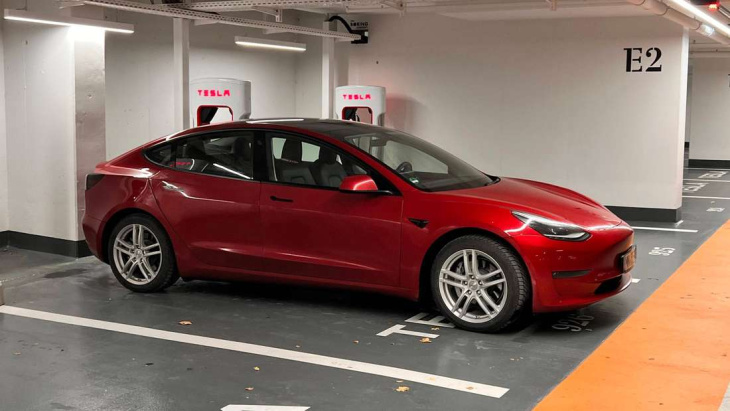 „Ziemlich schlecht“: Warum ein Tesla-Fahrer zu BMW wechselt