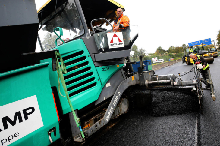 asphalt-knappheit in deutschland: industrie sucht nach neuen lösungen