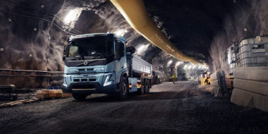 Volvo Trucks und Boliden erproben E-Lkw unter Tage