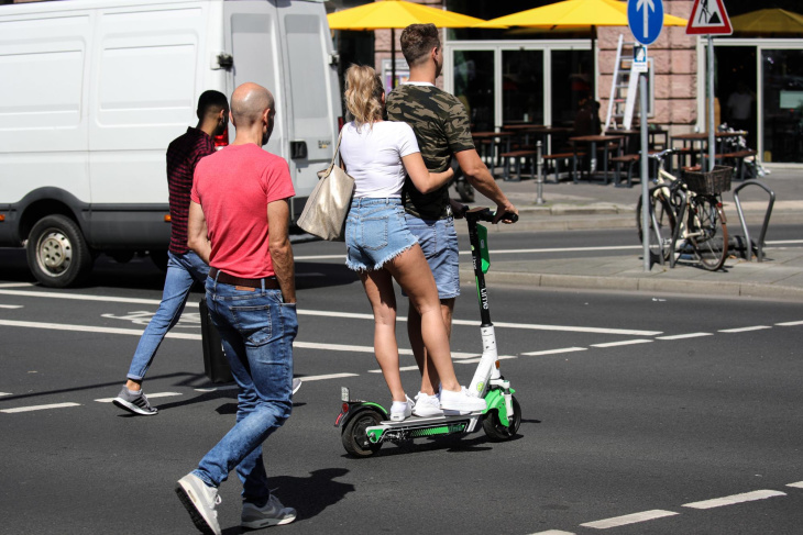 e-scooter-verbot: könnte man bitte das größere problem angehen?