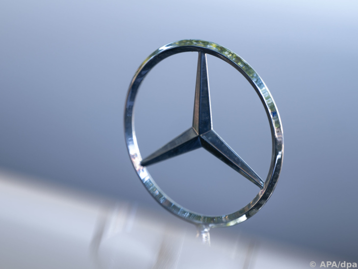 mercedes-benz verkaufte zum jahresstart mehr autos