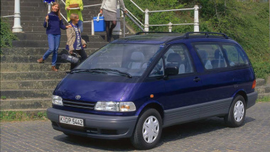 Toyota Previa (1990-1999): Kennen Sie den noch?
