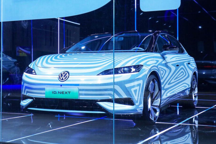 saic-volkswagen id. next concept car: shanghai-studie wird id.7-zwilling