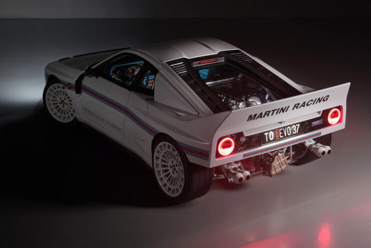 kimera automobili evo 37 als sondermodell: reinkarnation des lancia 037 im martini-outfit