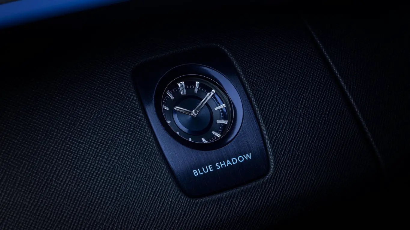 limitiert auf 62 stück: rolls-royce black badge cullinan blue shadow!