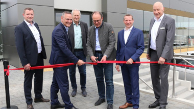 Donaueschingen: Alphartis-Tochter eröffnet Neubau für Land Rover