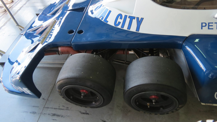 tyrrell 6-wheeler: die gründe für den aufstieg und fall eines faszinierenden autos