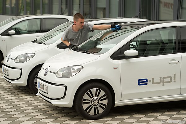 vw erwägt erschwingliches e-auto