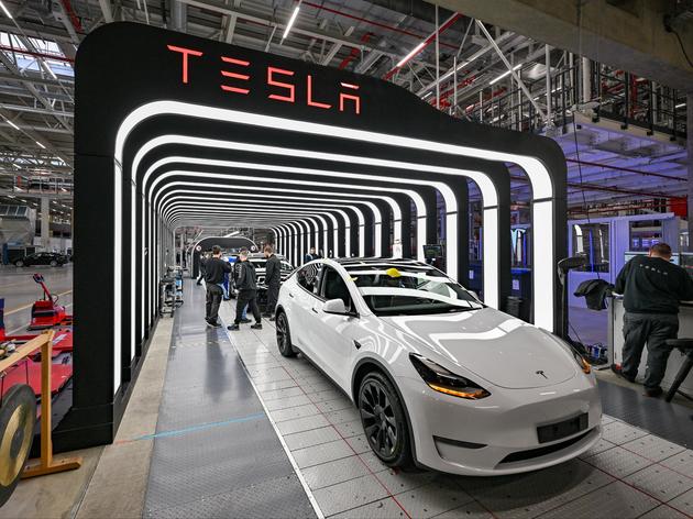 tesla-autos zum zusammenstecken - revolutioniert musk die produktion wie einst henry ford?