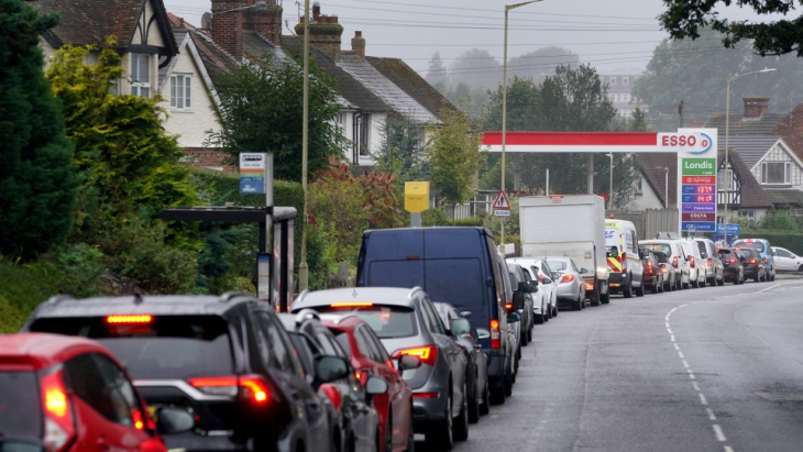 wie die briten ihre lkw-krise gelöst haben – zumindest vorläufig