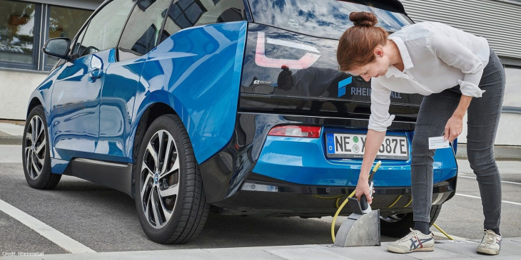 e-autos: rheinmetall testet in köln das laden im bordstein