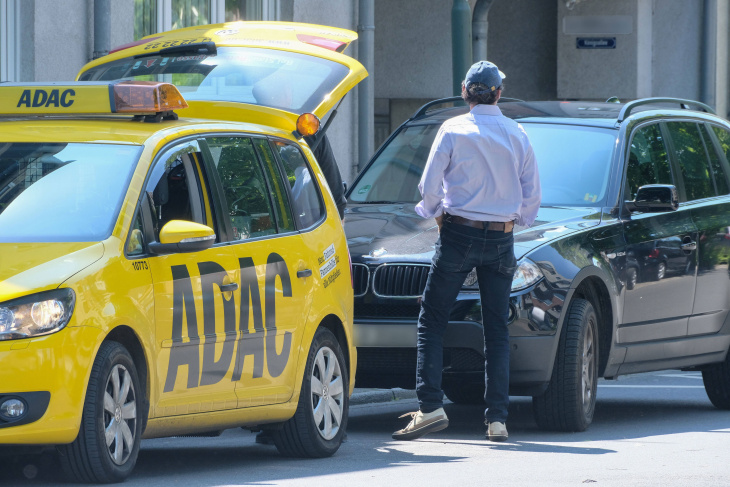 neue adac-pannenstatistik: diese autos bleiben besonders häufig liegen