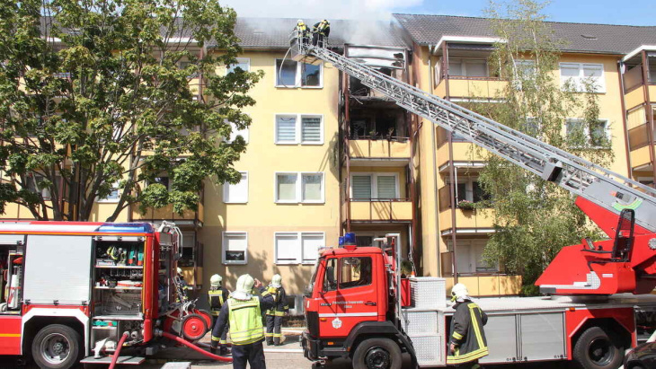 riesas alte drehleiter steht zum verkauf