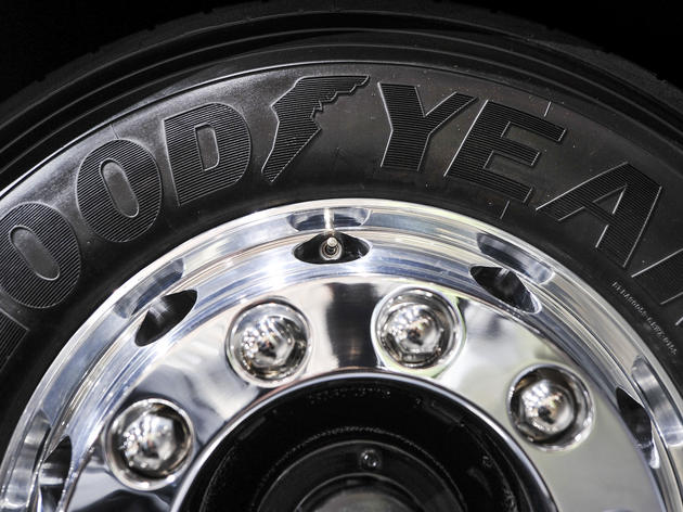 reifenhersteller goodyear will 550 stellen in werk in hessen streichen