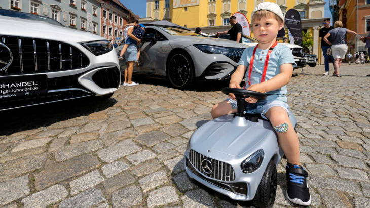 8.000 besucher bei der bautzener automeile 2023