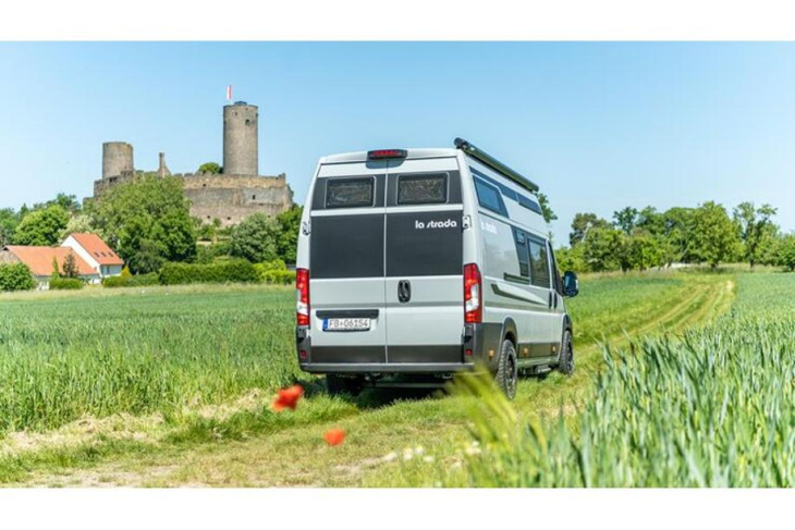 la strada avanti ebf (2024) familien-campingbus: sprinter-camper mit hubbett für 4 personen