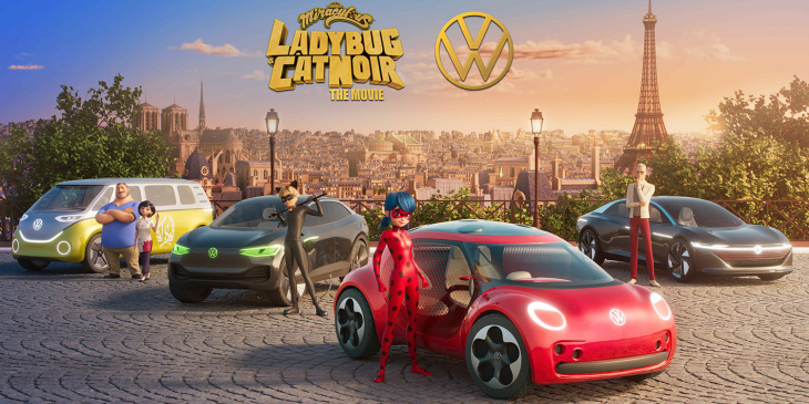 ladybug und cat noir fahren vollelektrische volkswagen