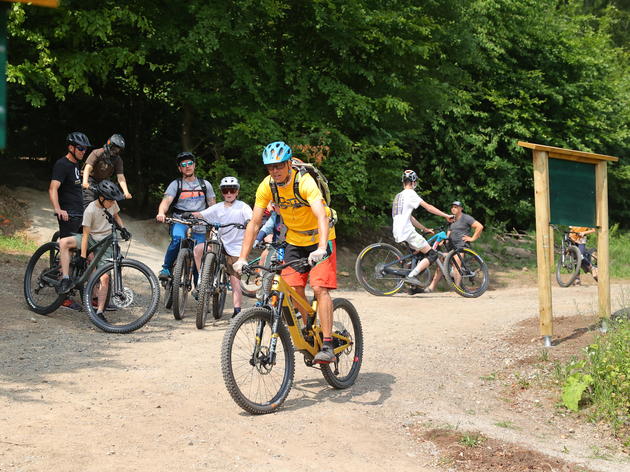 mountainbike-trailpark bei kassel eröffnet - die bilder