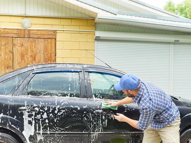 auto zu hause waschen: es drohen empfindliche strafen bis zu 100.000 euro