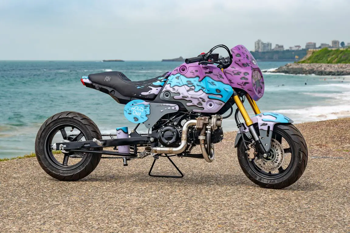 honda rockt das wheels & waves 2023 mit sieben tuning-minibikes!