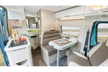 Karmann Davis 600 (2024): Neuer Davis-Campingbus mit Einzelbetten-Grundriss