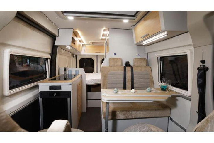 karmann davis 600 (2024): neuer davis-campingbus mit einzelbetten-grundriss