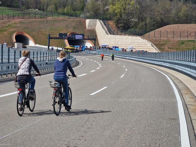 die freigabe der a44 verzögert sich wieder