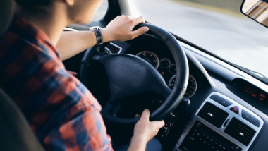 Smartes Infotainment im Auto: So rüsten Sie Ihr Gebrauchtfahrzeug auf