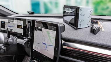 Apple CarPlay und Android Auto in Fahrzeugen jeden Alters nachrüsten