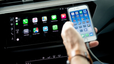 Apple Carplay, Android Auto: So kommt das Handy in den Pkw