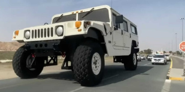 XXL-Hummer: Scheich aus Dubai spregt mit Nachbau alle Dimensionen