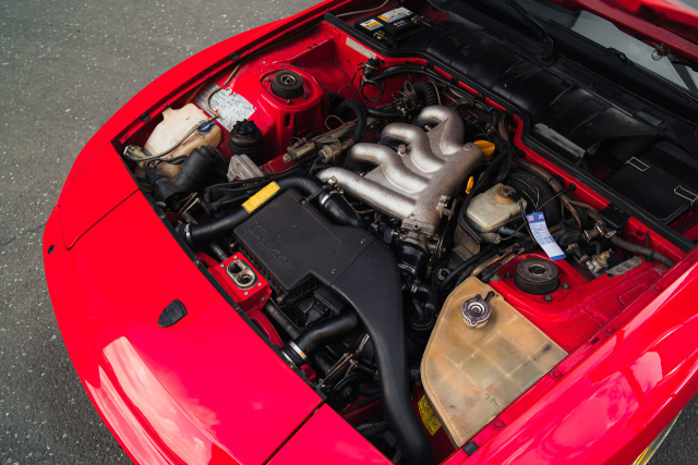 rot steht ihm gut - eleganter und tiefer porsche 944 turbo mit gepimpten bbs rs felgen