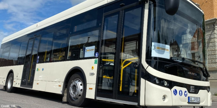 db-tochter rab flottet fünf e-busse in friedrichshafen ein