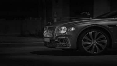 Bentleys beeindruckende W12-Motoren: Eine triumphale Fahrt auf dem Goodwood Hillclimb