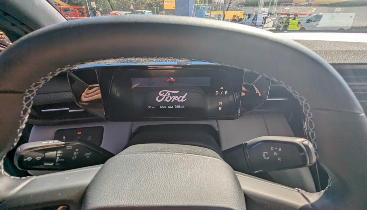 ford zeigt bei iaa suv-elektroauto explorer auf volkswagen-plattform, reichweite noch offen