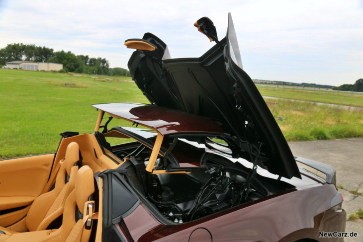 corvette c8 stingray cabriolet – der stachelrochen oben ohne
