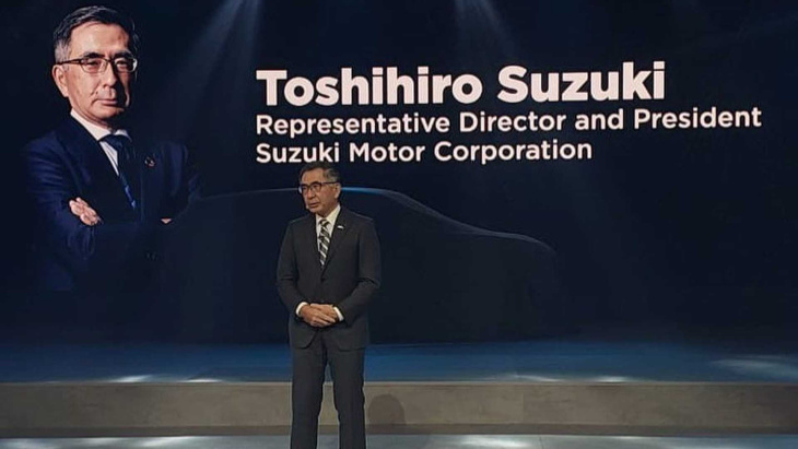 suzuki evw: neue version des elektro-suvs steht in tokio