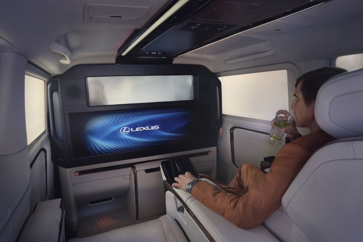 lexus lm – die großraum-limousine aus japan