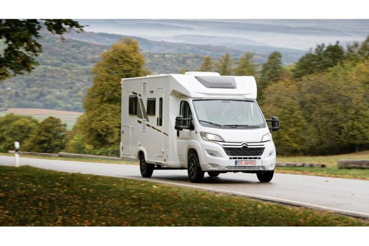 mooveo light van 60 db und light tei-70 eb (2024): camper- und wohnmobil-modelle für kleines geld