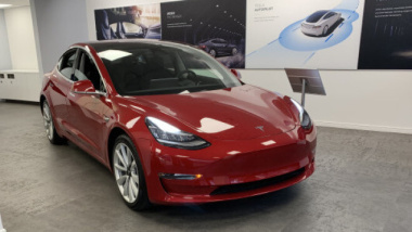 Tesla Model 3 landet im TÃœV-Report 2024 auf dem letzten Platz