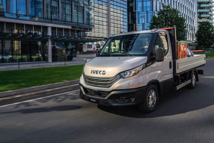 iveco daily (2024): neuer laster mit bio-motor oder elektroantrieb