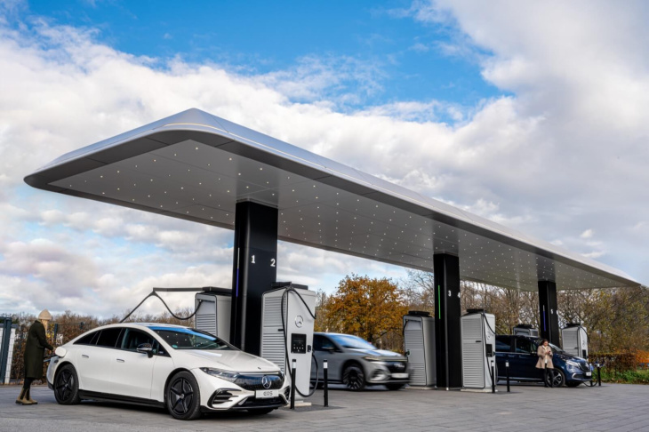 mercedes-benz eröffnet ersten europäischen charging hub