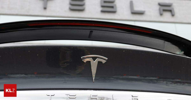 Autopilot-Probleme: Tesla muss zwei Millionen Autos nachbessern