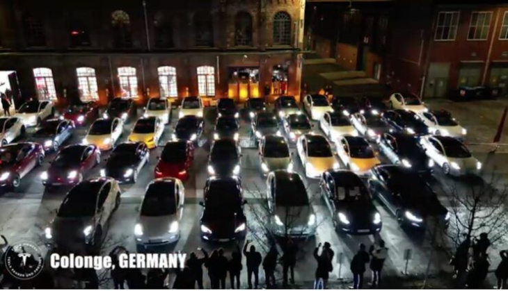spontan verteilte show: tesla-besitzer aus dutzenden ländern an licht-spektakel beteiligt